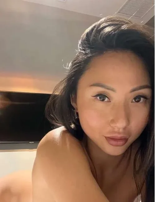 Sofia photo 1, asian, curvy, brunette, 170 cm, 76 kg, Medium bust, Hong Kong