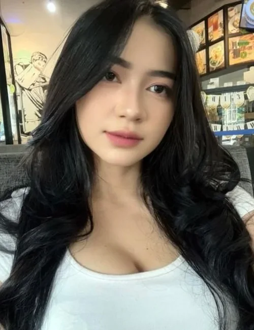 Sofia photo 3, asian, petite, black hair, 155 cm, 45 kg, Large bust, Hong Kong