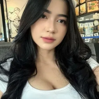 Sofia photo 3, asian, petite, black hair, 155 cm, 45 kg, Large bust, Hong Kong
