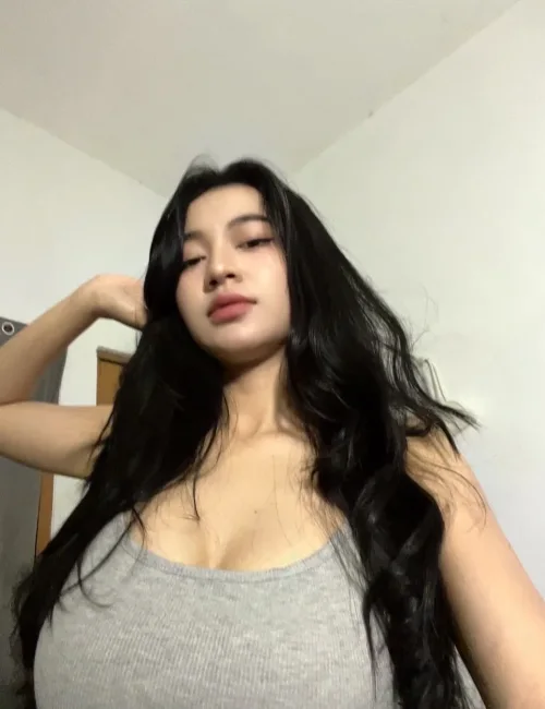 Sofia photo 4, asian, petite, black hair, 155 cm, 45 kg, Large bust, Hong Kong