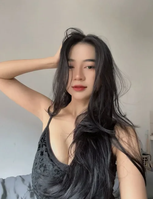 Sofia photo 5, asian, petite, black hair, 155 cm, 45 kg, Large bust, Hong Kong