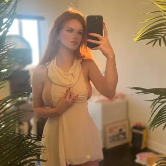 Mira photo 5, european, athletic, red hair, 176 cm, 60 kg, Large bust, Hong Kong