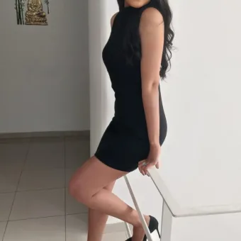 Vera photo 2, latino, athletic, black hair, 173 cm, 57 kg, Medium bust, Hong Kong