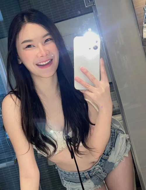 Sofia photo 8, asian, slim, black hair, 167 cm, 50 kg, Medium bust, Hong Kong