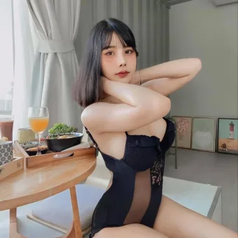 Nika photo 2, asian, petite, black hair, 155 cm, 50 kg, Large bust, Hong Kong
