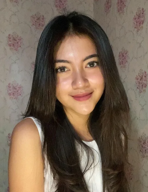 Nika photo 4, asian, slim, black hair, 166 cm, 50 kg, Small bust, Hong Kong