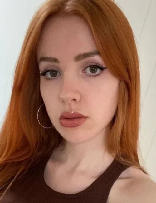 Mira photo 1, european, athletic, red hair, 168 cm, 60 kg, Large bust, Hong Kong