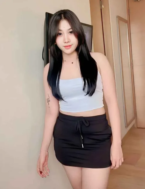 Mila photo 3, asian, slim, black hair, 169 cm, 50 kg, Medium bust, Hong Kong