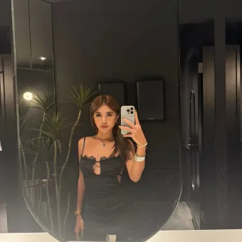Mira photo 4, asian, petite, blonde hair, 157 cm, 43 kg, Medium bust, Hong Kong