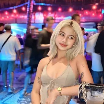 Mira photo 5, asian, petite, blonde hair, 157 cm, 43 kg, Medium bust, Hong Kong