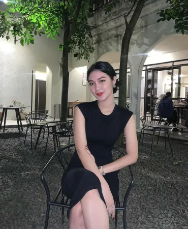 Eva photo 1, asian, athletic, black hair, 168 cm, 61 kg, Medium bust, Hong Kong