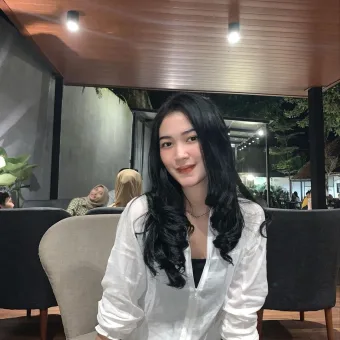 Eva photo 2, asian, athletic, black hair, 168 cm, 61 kg, Medium bust, Hong Kong