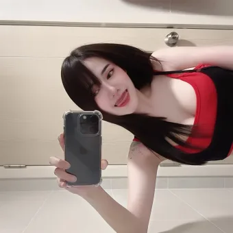 Lina photo 3, asian, slim, black hair, 168 cm, 51 kg, Medium bust, Hong Kong