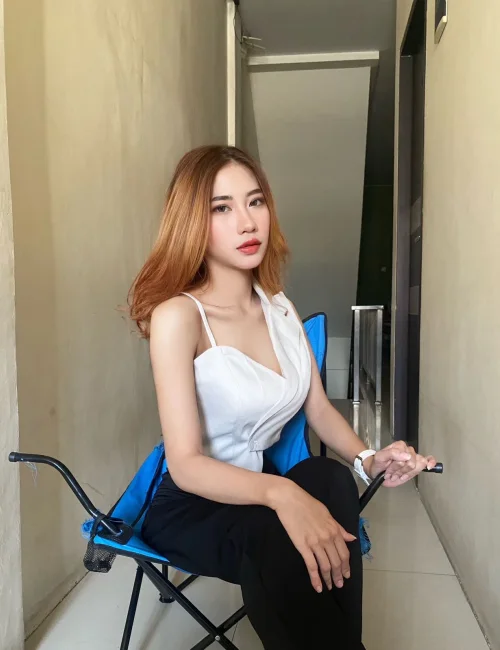 Mira photo 6, asian, slim, brunette, 165 cm, 46 kg, Medium bust, Hong Kong