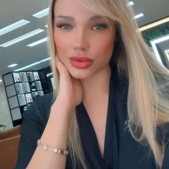 Mira photo 2, european, average, blonde hair, 161 cm, 60 kg, Large bust, Hong Kong