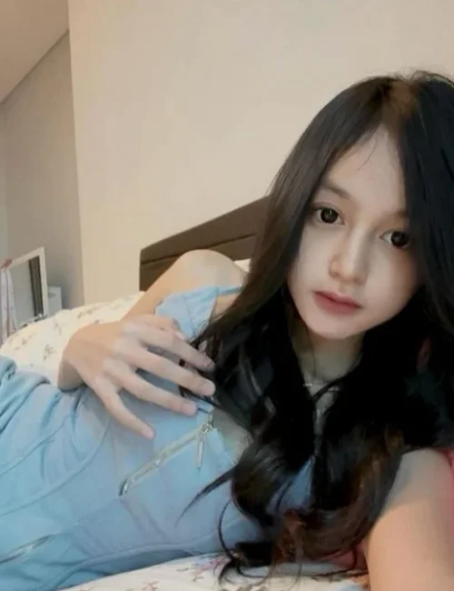 Mila photo 4, asian, athletic, black hair, 166 cm, 53 kg, Medium bust, Hong Kong