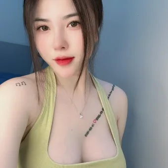 Ariana photo 5, asian, slim, black hair, 166 cm, 50 kg, Large bust, Hong Kong