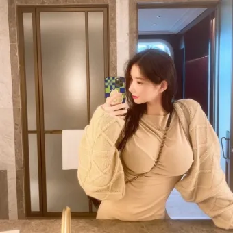 Vera photo 2, asian, slim, black hair, 163 cm, 46 kg, Large bust, Hong Kong