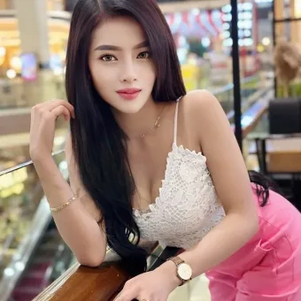 Lina photo 2, asian, slim, black hair, 167 cm, 47 kg, Medium bust, Hong Kong
