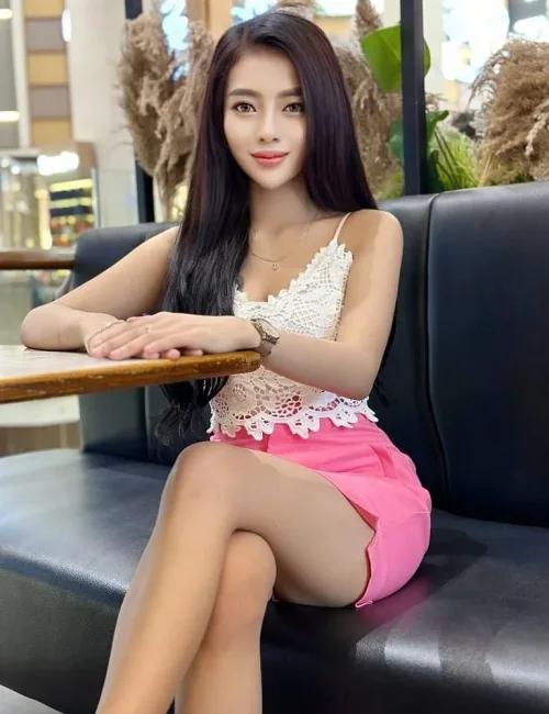 Lina photo 3, asian, slim, black hair, 167 cm, 47 kg, Medium bust, Hong Kong