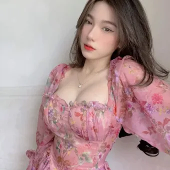 Lina photo 3, asian, slim, black hair, 163 cm, 49 kg, Large bust, Hong Kong