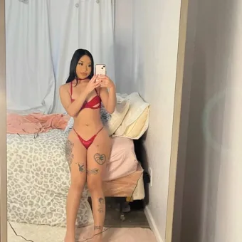 Mila photo 4, european, average, black hair, 179 cm, 73 kg, Medium bust, Hong Kong