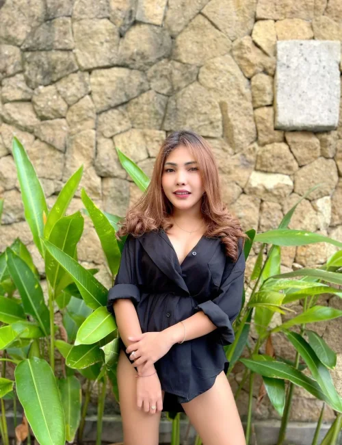 Nika photo 2, asian, petite, brunette, 155 cm, 48 kg, Medium bust, Hong Kong