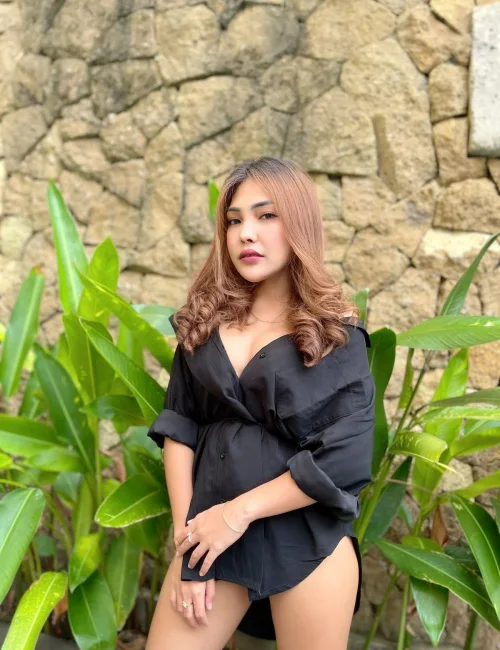 Nika photo 8, asian, petite, brunette, 155 cm, 48 kg, Medium bust, Hong Kong