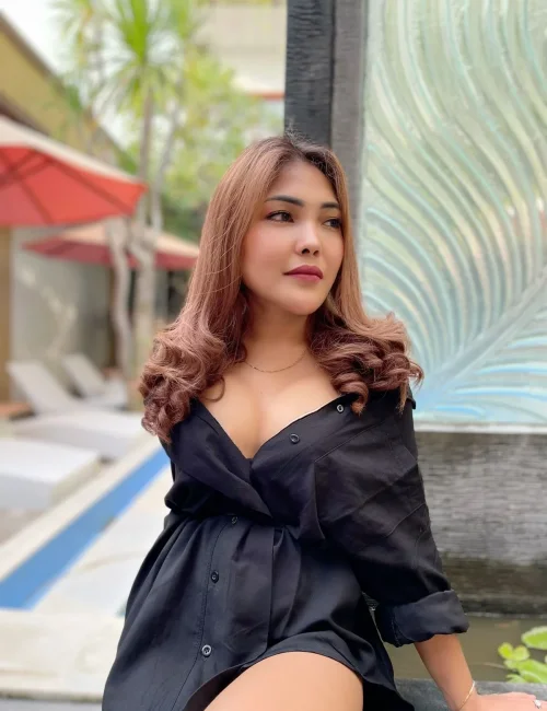 Nika photo 9, asian, petite, brunette, 155 cm, 48 kg, Medium bust, Hong Kong