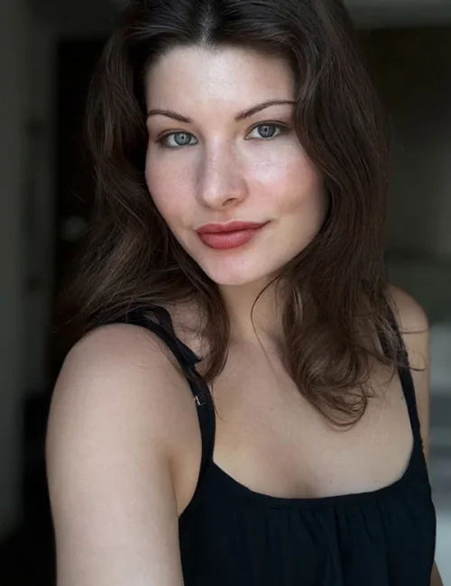 Vera photo 3, european, slim, brunette, 170 cm, 50 kg, Medium bust, Hong Kong