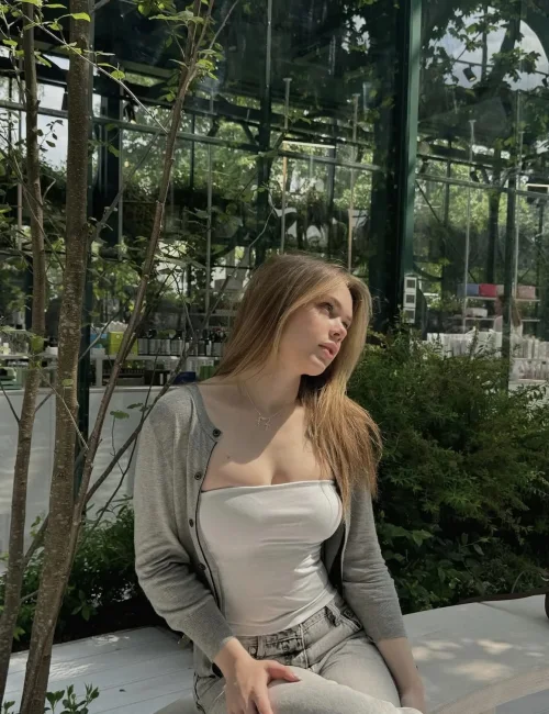 Mira photo 4, european, athletic, blonde hair, 167 cm, 55 kg, Medium bust, Hong Kong