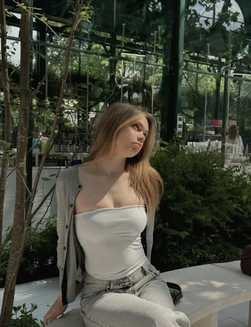 Mira photo 5, european, athletic, blonde hair, 167 cm, 55 kg, Medium bust, Hong Kong