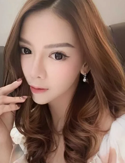 Lina photo 2, asian, slim, brunette, 166 cm, 47 kg, Small bust, Hong Kong