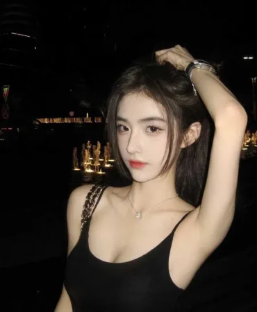 Vera photo 1, asian, slim, brunette, 165 cm, 49 kg, Small bust, Hong Kong