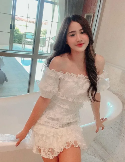 Vera photo 5, asian, slim, brunette, 167 cm, 50 kg, Medium bust, Hong Kong