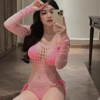 Eva photo 4, asian, slim, black hair, 168 cm, 49 kg, Large bust, Hong Kong