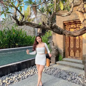 Mila photo 3, asian, petite, brunette, 155 cm, 55 kg, Medium bust, Hong Kong