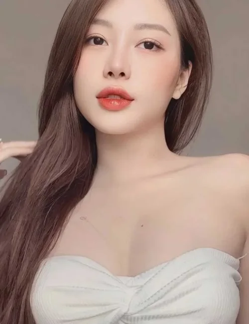 Lina photo 2, asian, slim, brunette, 166 cm, 47 kg, Medium bust, Hong Kong