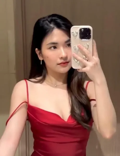 Eva photo 1, asian, slim, black hair, 165 cm, 49 kg, Medium bust, Hong Kong
