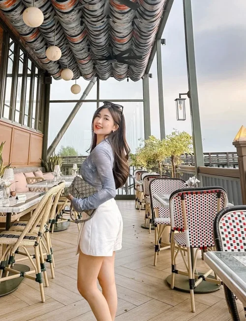 Eva photo 2, asian, slim, black hair, 165 cm, 49 kg, Medium bust, Hong Kong