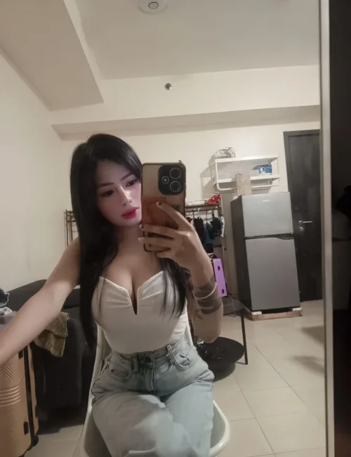 Nika photo 1, asian, slim, brunette, 165 cm, 51 kg, Medium bust, Hong Kong
