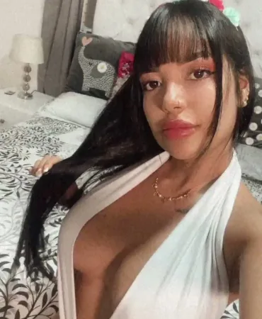 Mila photo 1, latino, slim, black hair, 172 cm, 55 kg, Large bust, Hong Kong