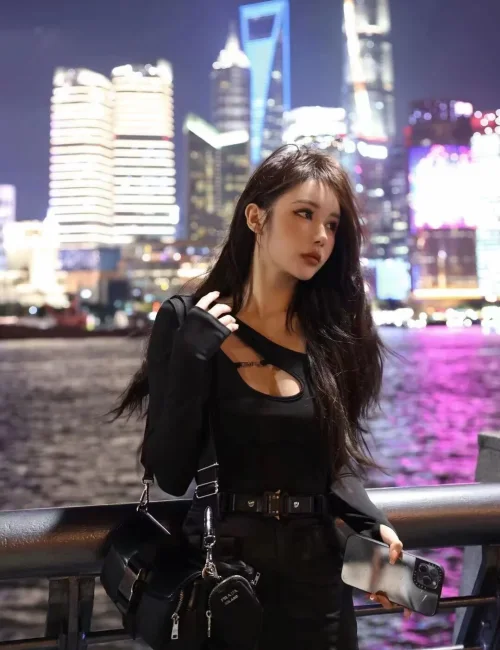 Sofia photo 2, asian, slim, black hair, 169 cm, 49 kg, Medium bust, Hong Kong