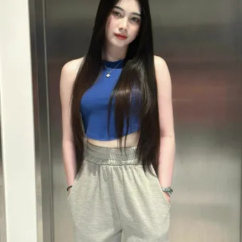 Ariana photo 4, asian, slim, black hair, 173 cm, 53 kg, Medium bust, Hong Kong