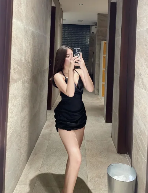 Ariana photo 2, asian, slim, brunette, 168 cm, 49 kg, Medium bust, Hong Kong