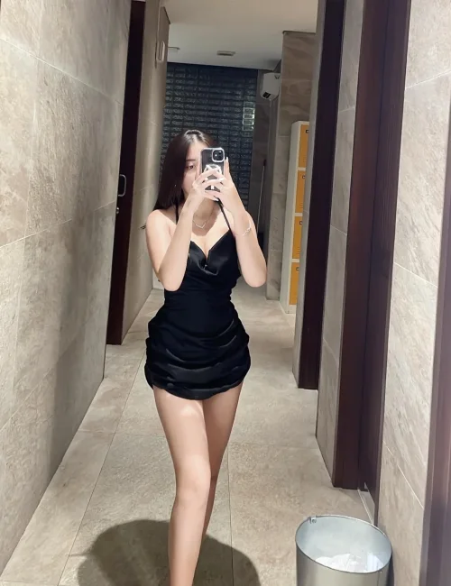 Ariana photo 4, asian, slim, brunette, 168 cm, 49 kg, Medium bust, Hong Kong