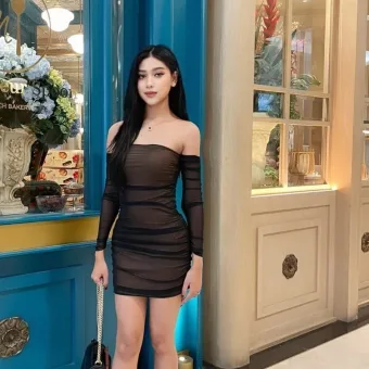 Vera photo 2, asian, slim, black hair, 172 cm, 45 kg, Medium bust, Hong Kong