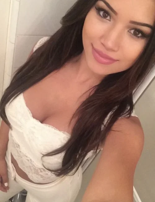 Sofia photo 4, middle eastern, average, brunette, 167 cm, 63 kg, Large bust, Hong Kong