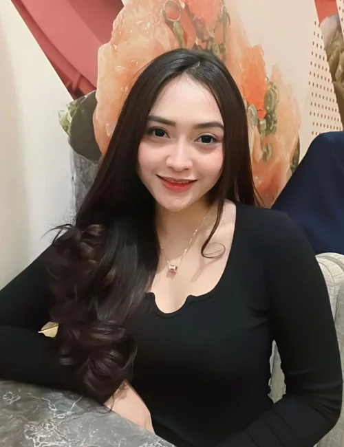 Ariana photo 2, asian, slim, brunette, 165 cm, 49 kg, Medium bust, Hong Kong