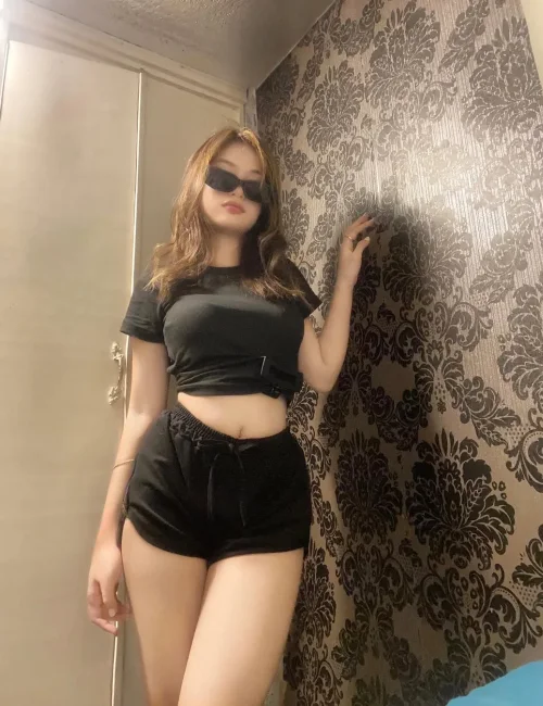 Sofia photo 6, asian, slim, brunette, 165 cm, 50 kg, Medium bust, Hong Kong